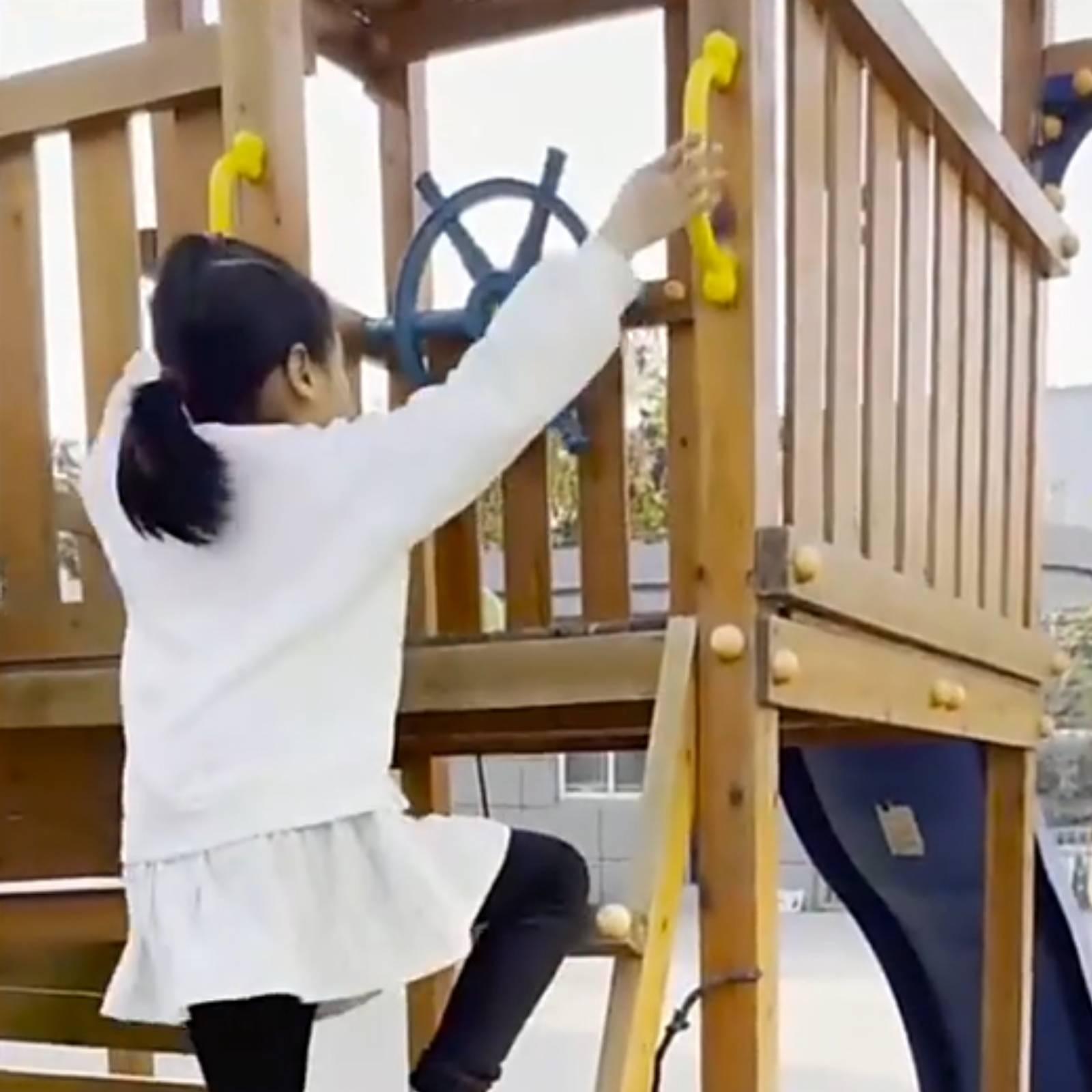 Climbing Handles Grips Plastic - Kids Outdoor Treehouse ulasan dan harga
